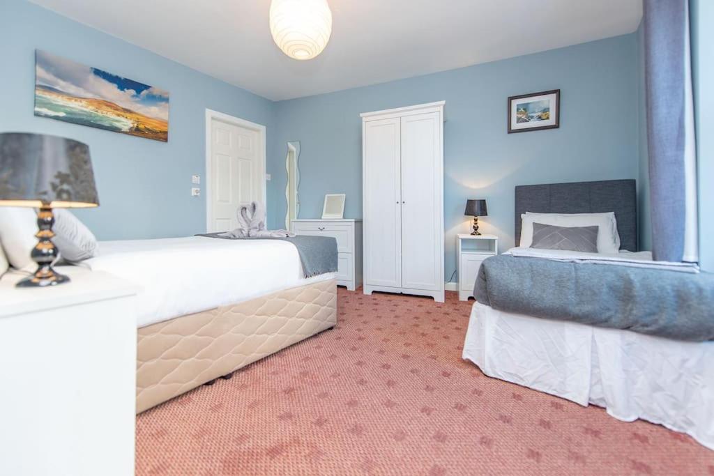 Clonbur House - One Bedroom Apartment ゴールウェイ エクステリア 写真